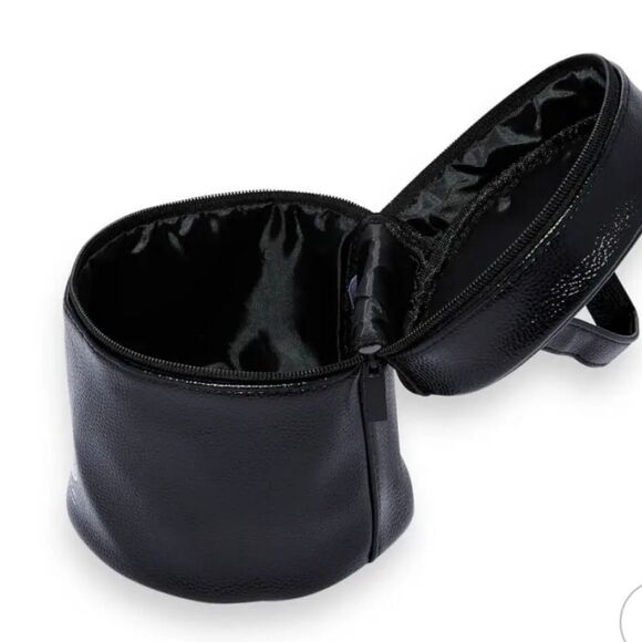 Revolution Beauty X Clueless Shopper Cosmetic Case - Picture 3 of 5